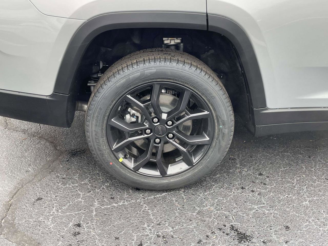 New 2025 Jeep Grand Cherokee L Limited image 13