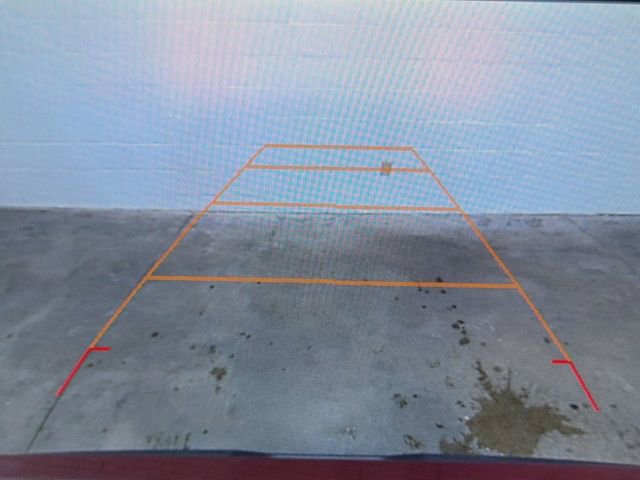 Certified 2023 GMC Acadia SLE w/ Driver Convenience Package image 33