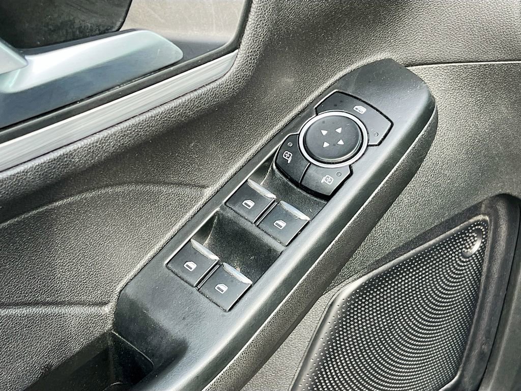 Used 2023 Ford Escape Platinum image 18