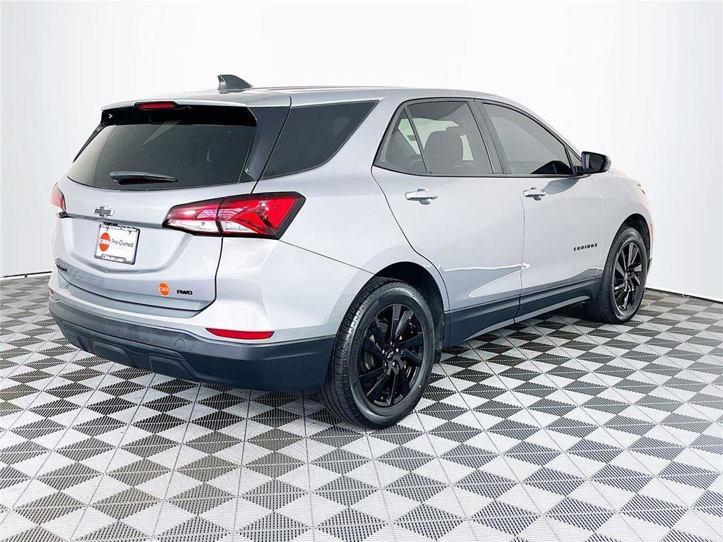 Used 2023 Chevrolet Equinox LS w/ LS Convenience Package image 9
