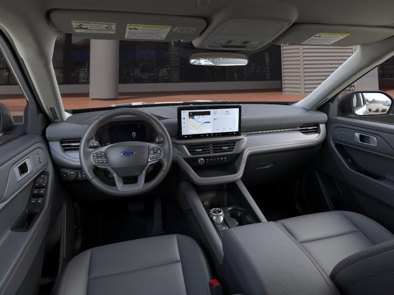 New 2026 Ford Explorer Active RWD image 9