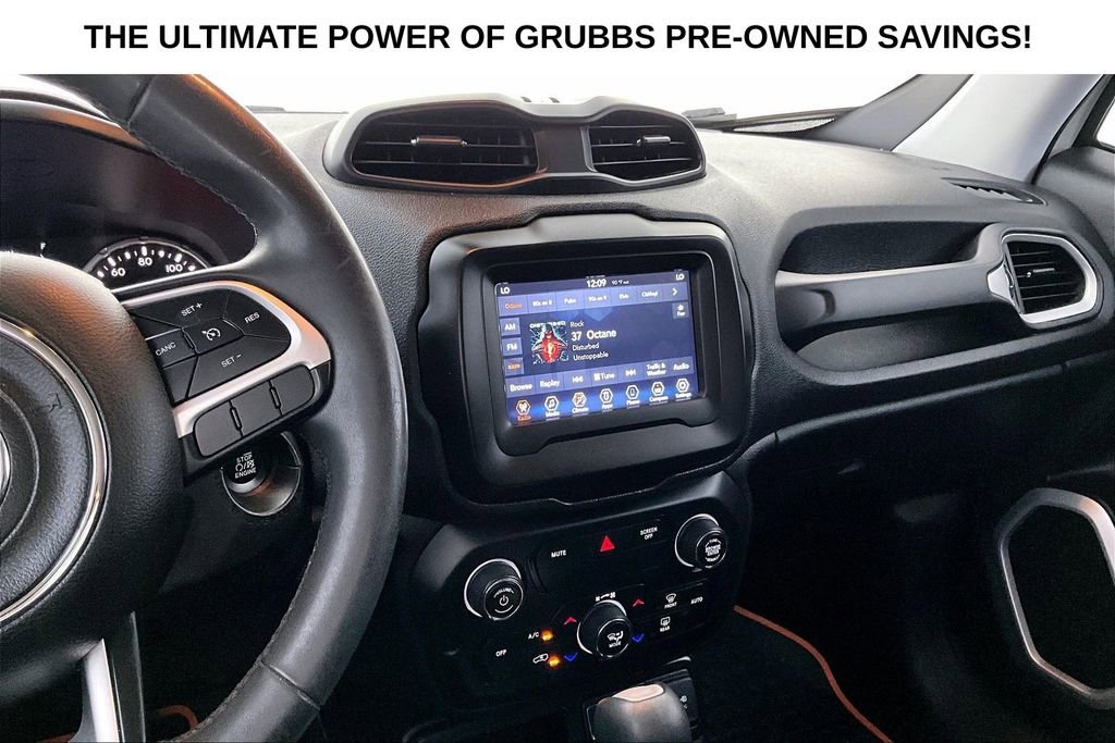 Used 2020 Jeep Renegade Latitude FWD image 8