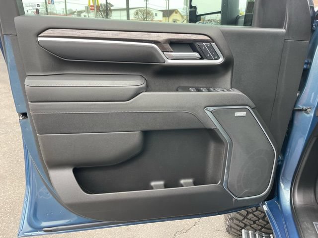 Used 2025 Chevrolet Silverado 2500 LTZ w/ Trail Boss Package AWD/4WD image 22