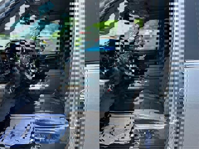 New 2025 GMC Sierra 2500 SLT w/ SLT Premium Package image 10