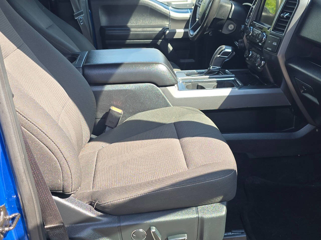 Used 2017 Ford F150 XLT w/ Equipment Group 302A Luxury image 24