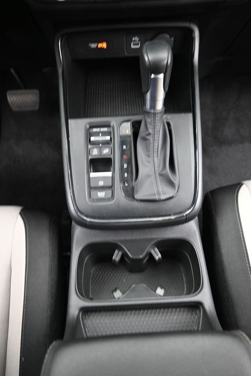 Used 2025 Honda CR-V LX image 17