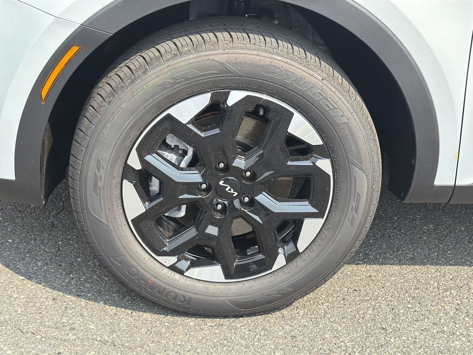 New 2026 Kia Sorento S AWD/4WD image 16