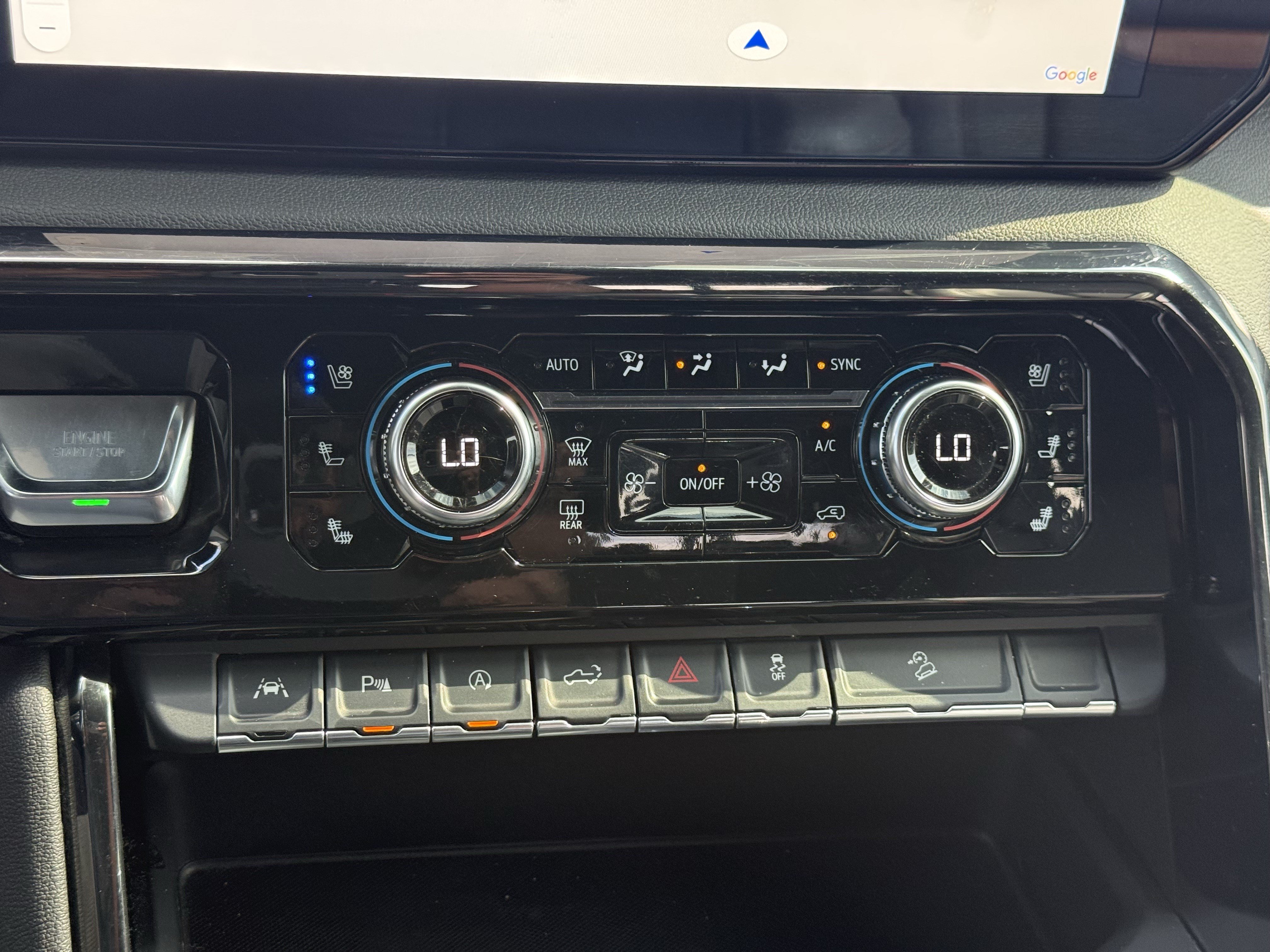 Used 2024 GMC Sierra 1500 AT4 w/ Technology Package AWD/4WD image 26