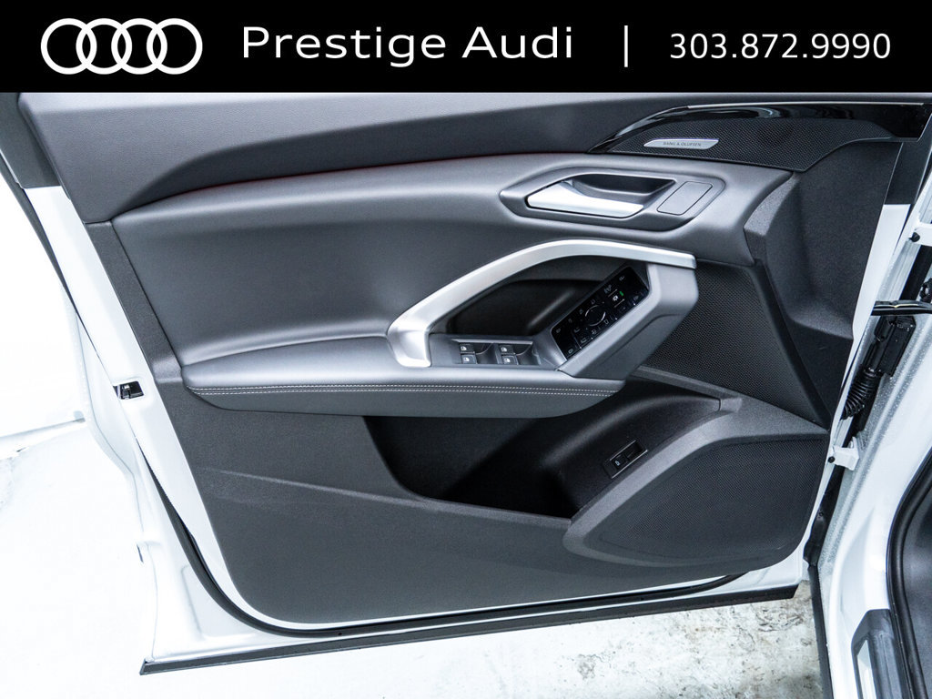 Used 2025 Audi Q5 Premium Plus w/ Premium Plus AWD/4WD image 22