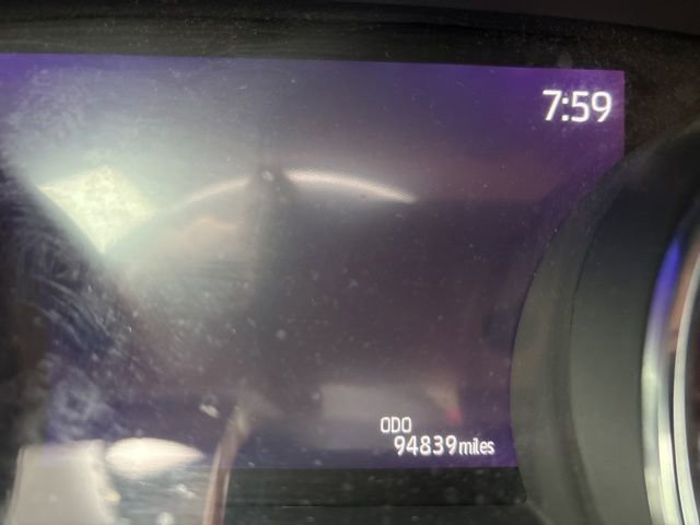 Used 2020 Toyota Camry XSE FWD image 11