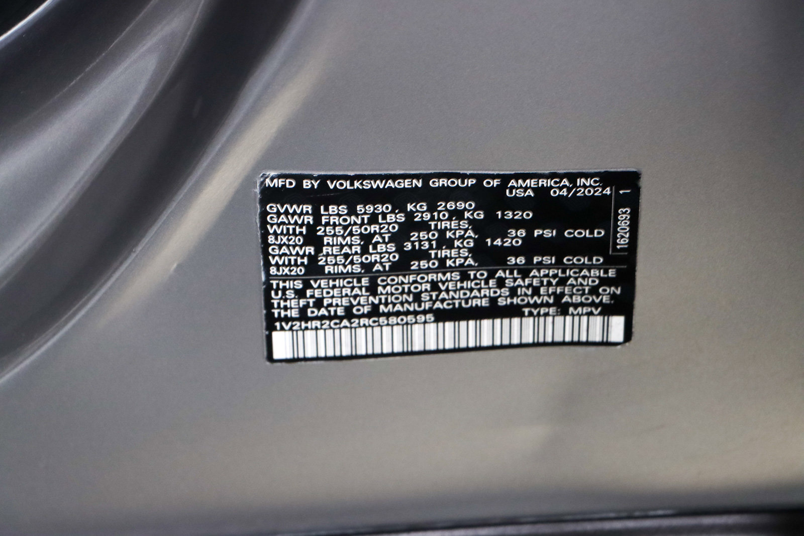 Used 2024 Volkswagen Atlas SE image 34