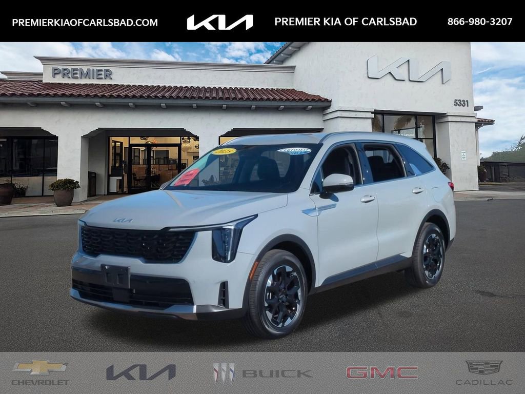 Certified 2025 Kia Sorento S image 1