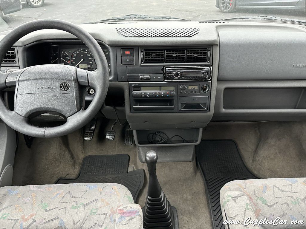 Used 1997 Volkswagen Eurovan Camper FWD image 40