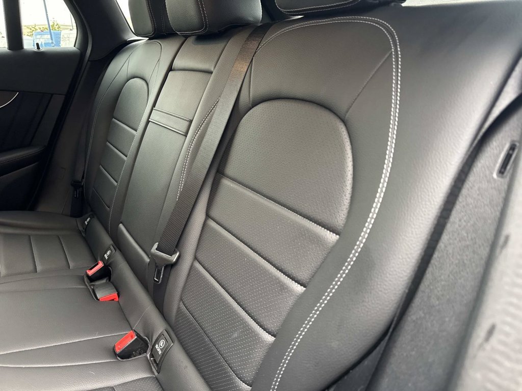 Used 2022 Mercedes-Benz GLC 300 4MATIC image 14