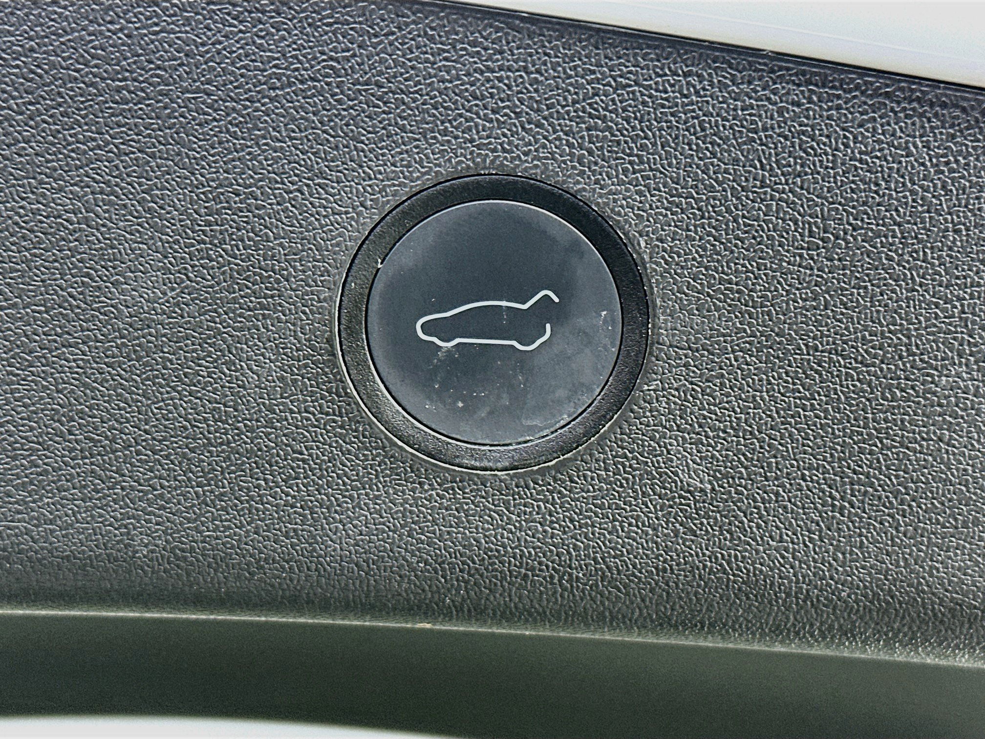 Used 2022 Tesla Model 3 Long Range AWD/4WD image 29