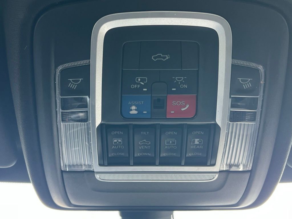 Used 2020 RAM 1500 Laramie image 38