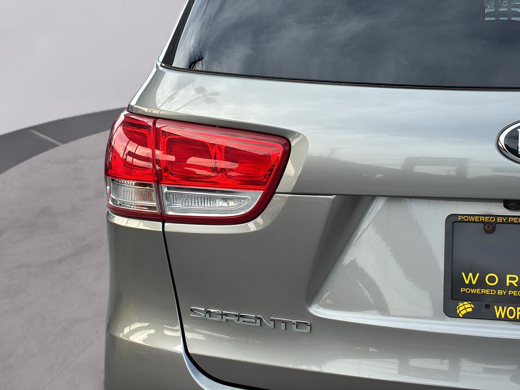Used 2016 Kia Sorento LX w/ LX Convenience Package AWD/4WD image 31
