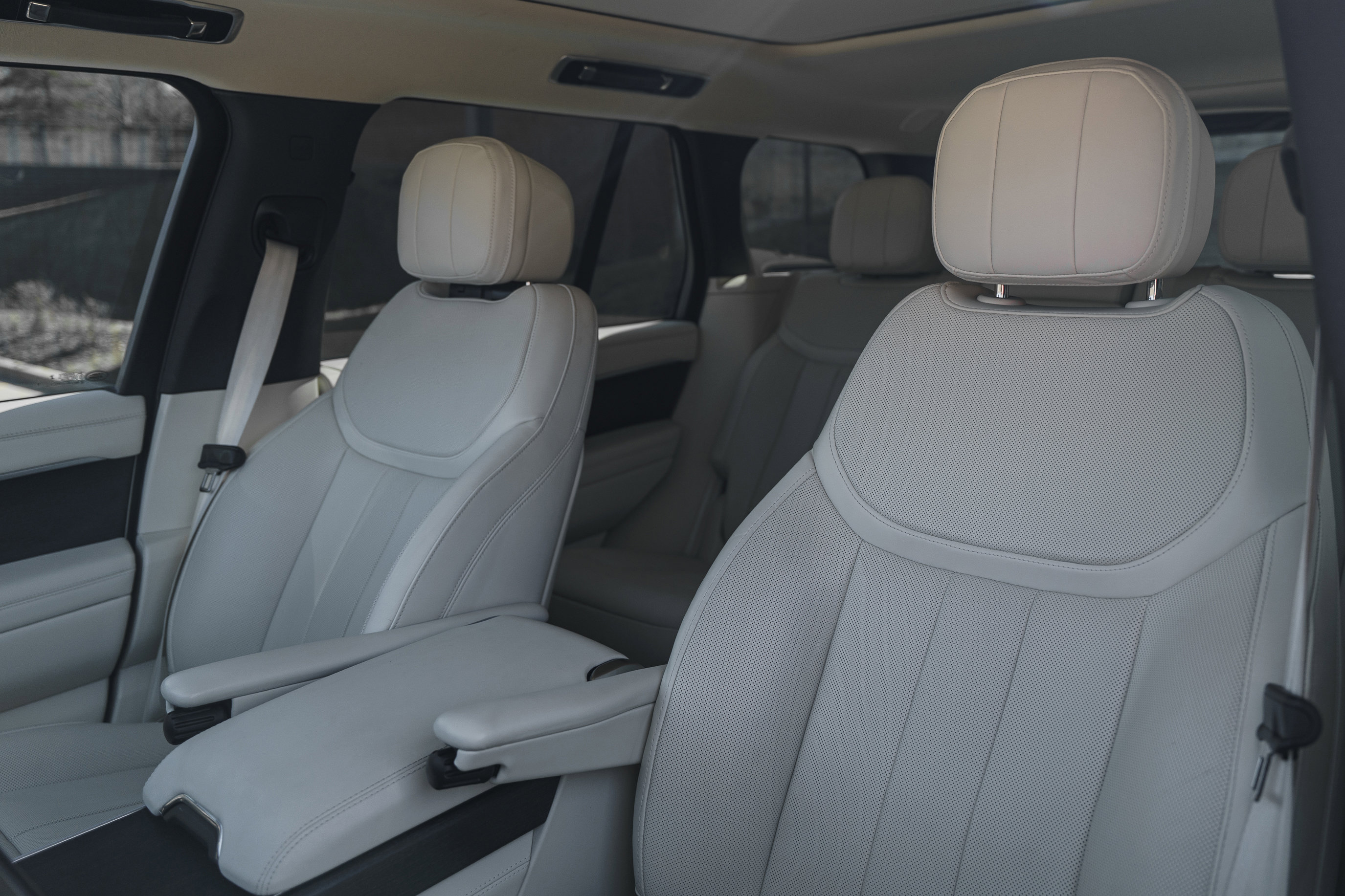 Used 2023 Land Rover Range Rover SE image 21