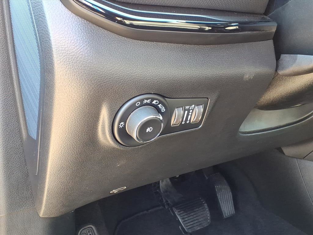 New 2026 Jeep Compass Latitude image 18