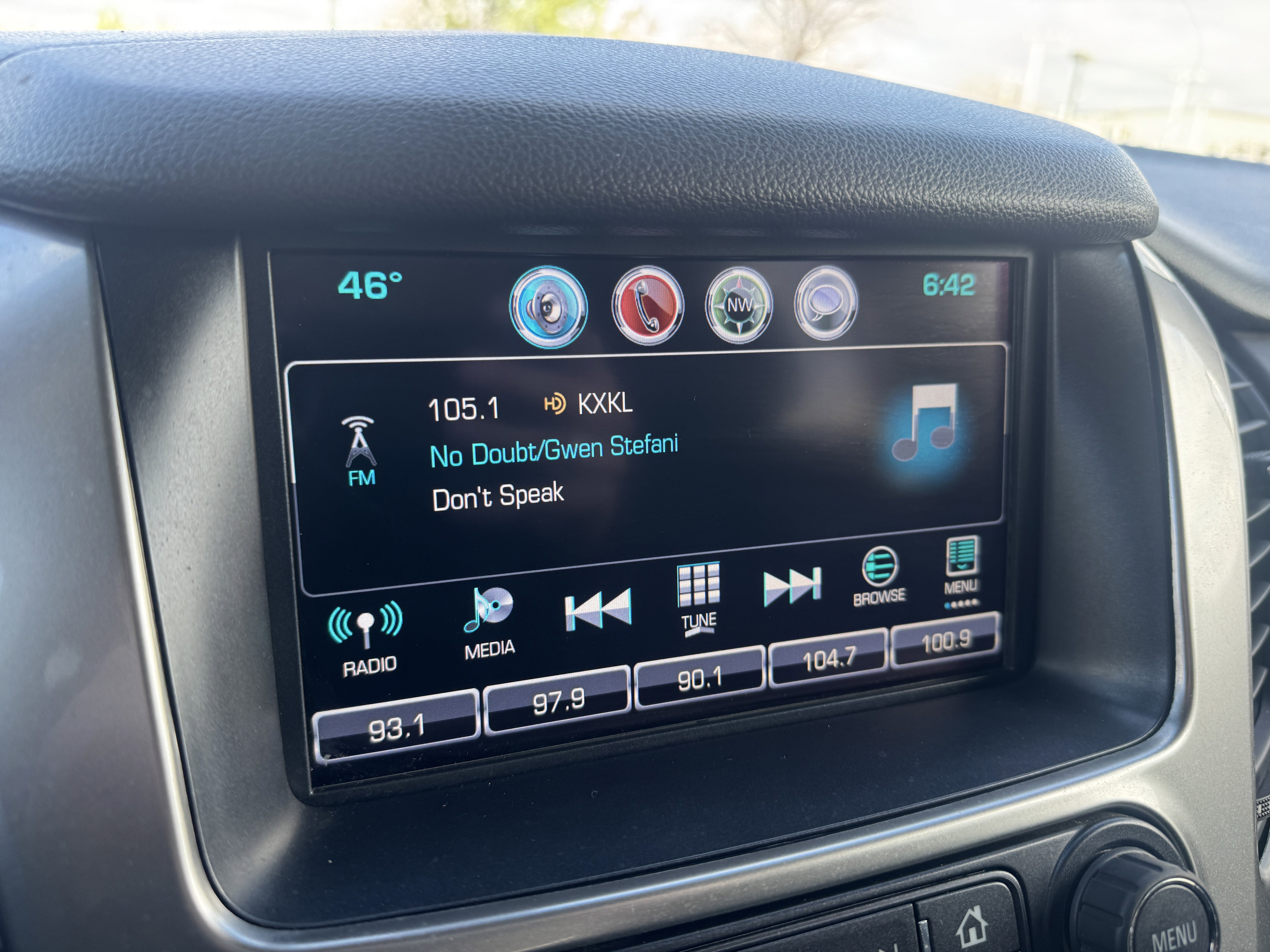 Used 2017 Chevrolet Tahoe LS AWD/4WD image 25