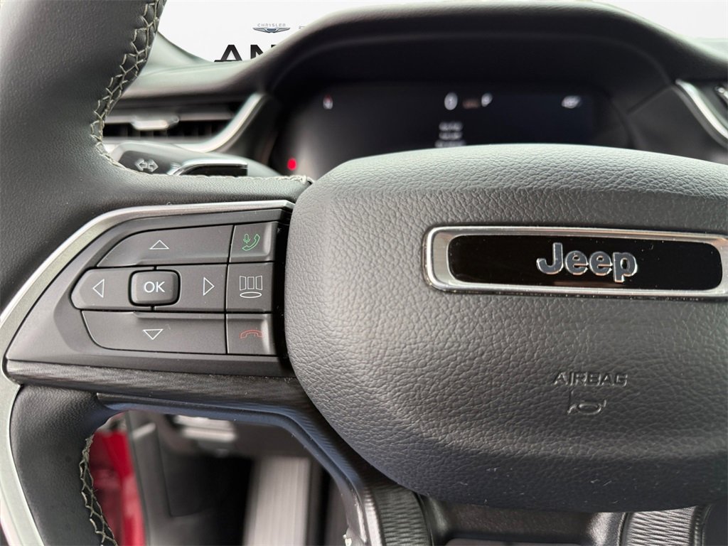 Certified 2023 Jeep Grand Cherokee L Altitude image 25
