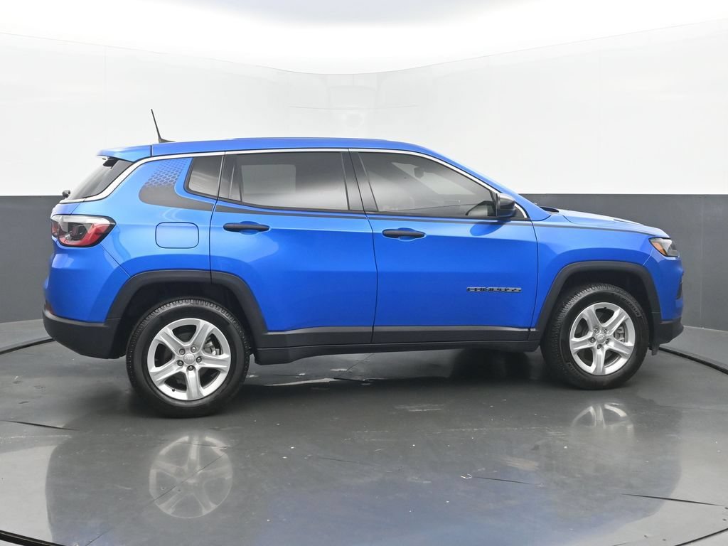 Used 2023 Jeep Compass Sport w/ Mopar Graphics Package AWD/4WD image 6