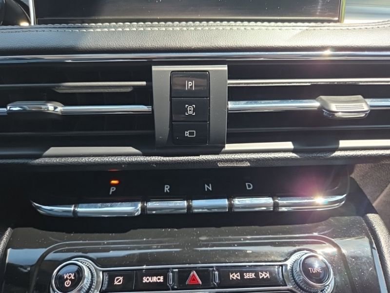 Used 2022 Lincoln Corsair AWD w/ Premium Package image 39