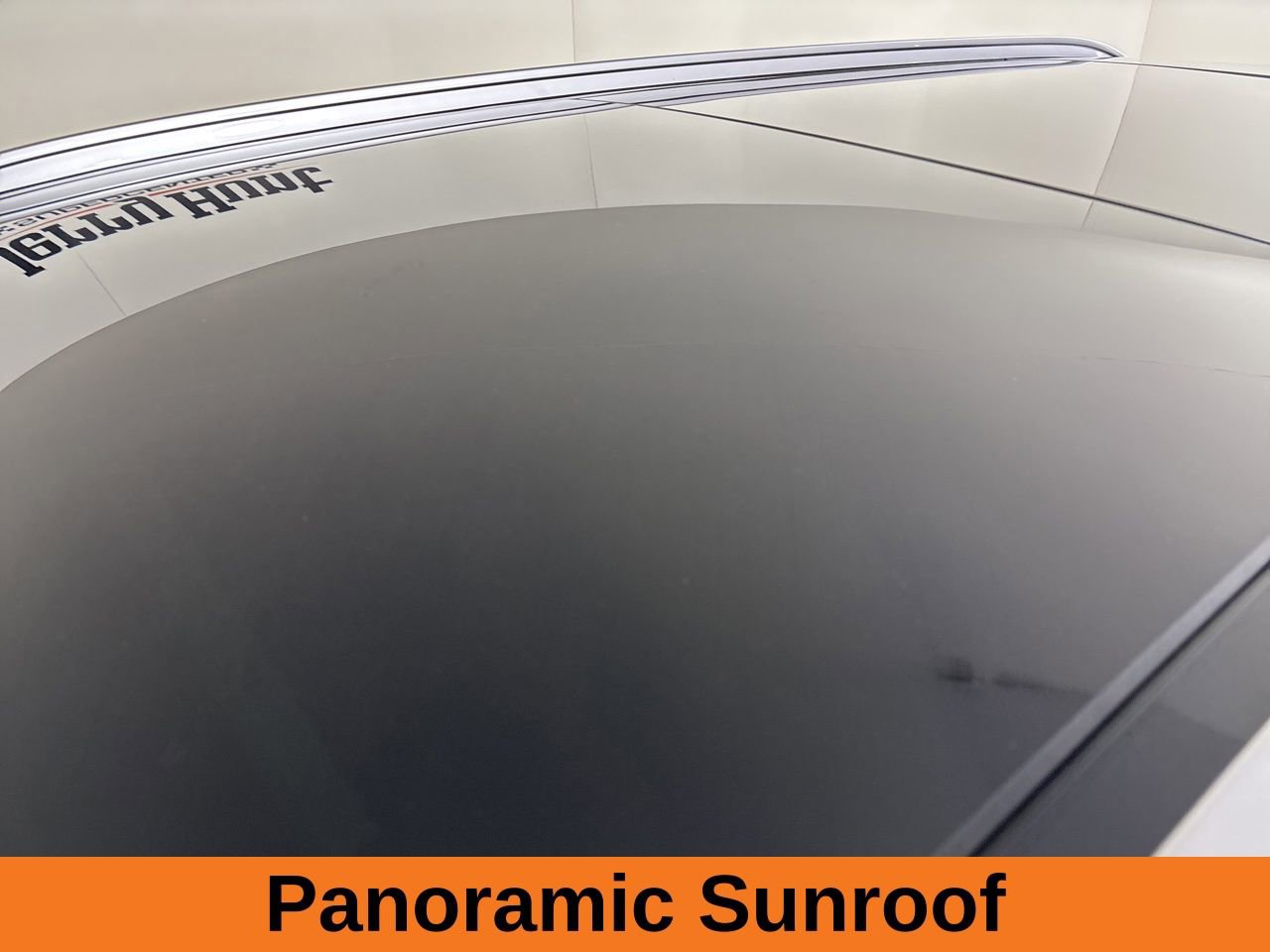 Used 2024 Kia Sorento S w/ Panoramic Sunroof Package image 8