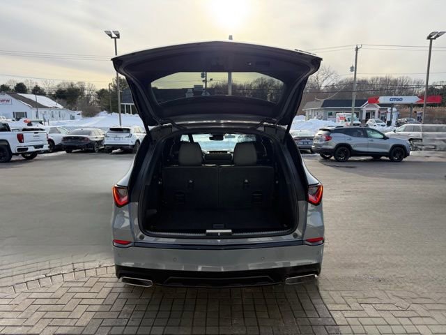 Used 2026 Acura MDX A-Spec image 11