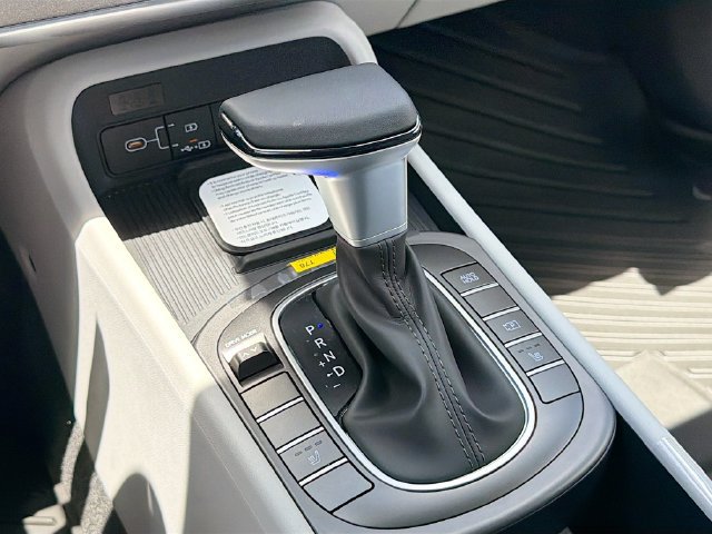 New 2026 Hyundai Kona SEL Sport FWD image 16