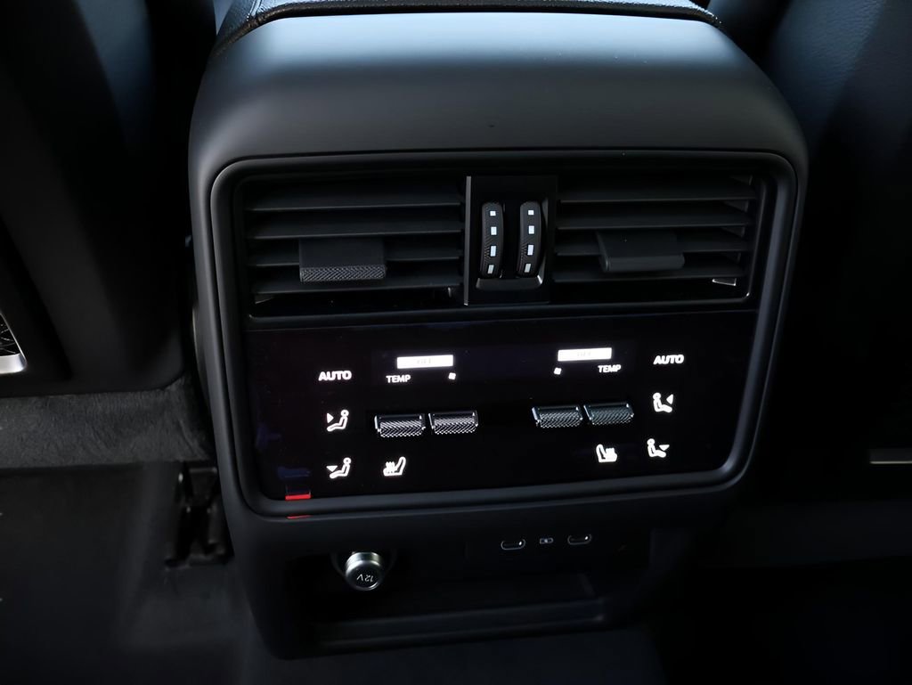 New 2026 Porsche Cayenne S AWD/4WD image 21