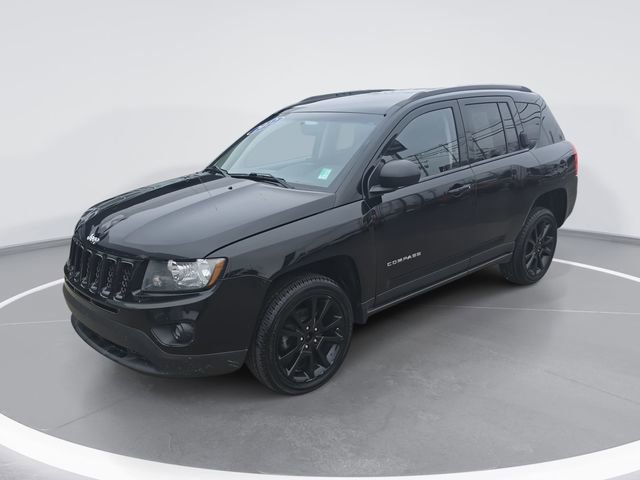 Used 2012 Jeep Compass Latitude w/ Altitude Pkg image 9