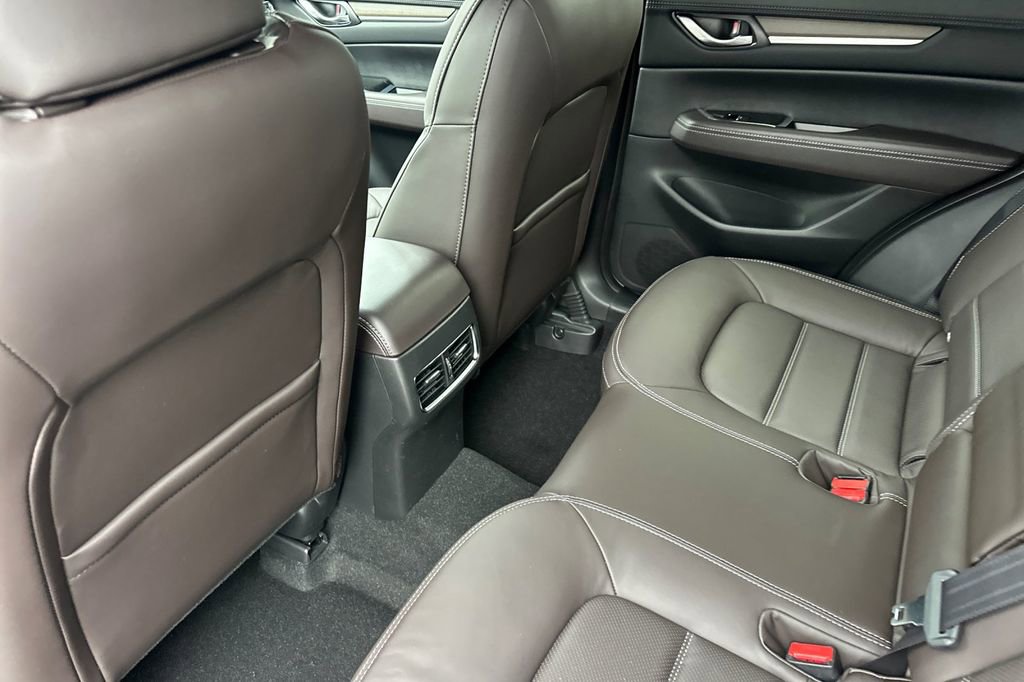 New 2025 MAZDA CX-5 Signature image 13