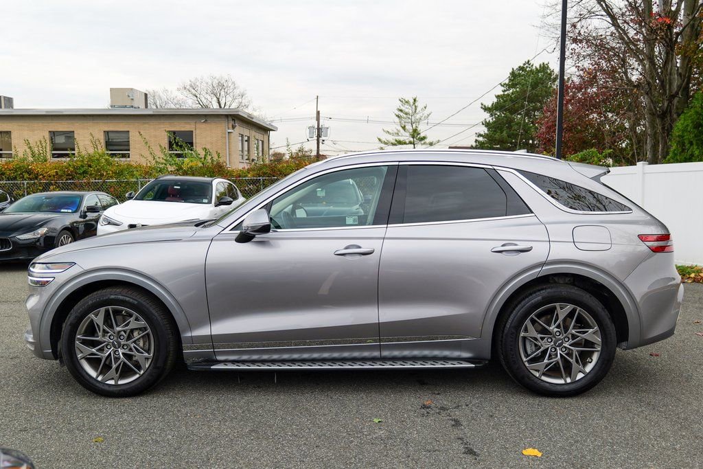 Used 2025 Genesis GV70 2.5T image 4
