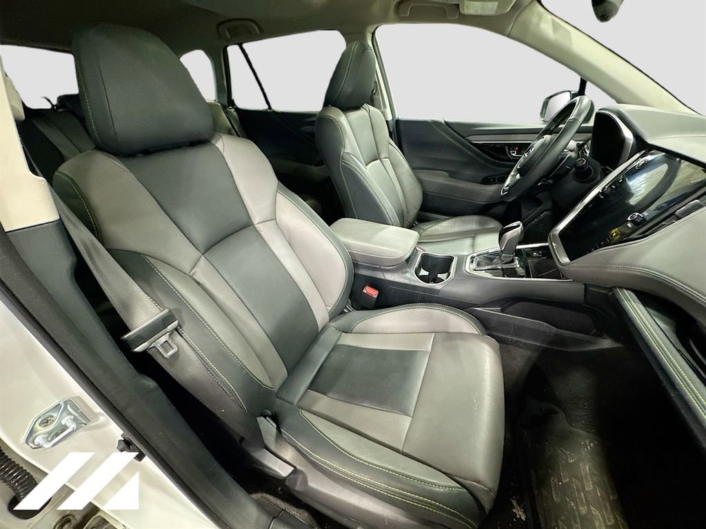 Used 2024 Subaru Outback Onyx Edition image 31