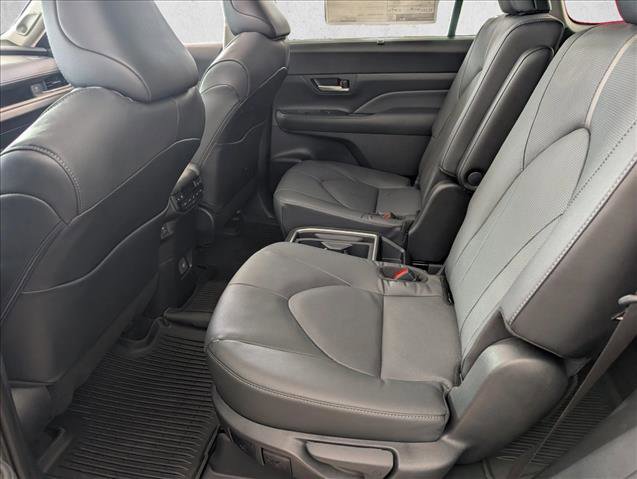 New 2026 Toyota Grand Highlander AWD image 16