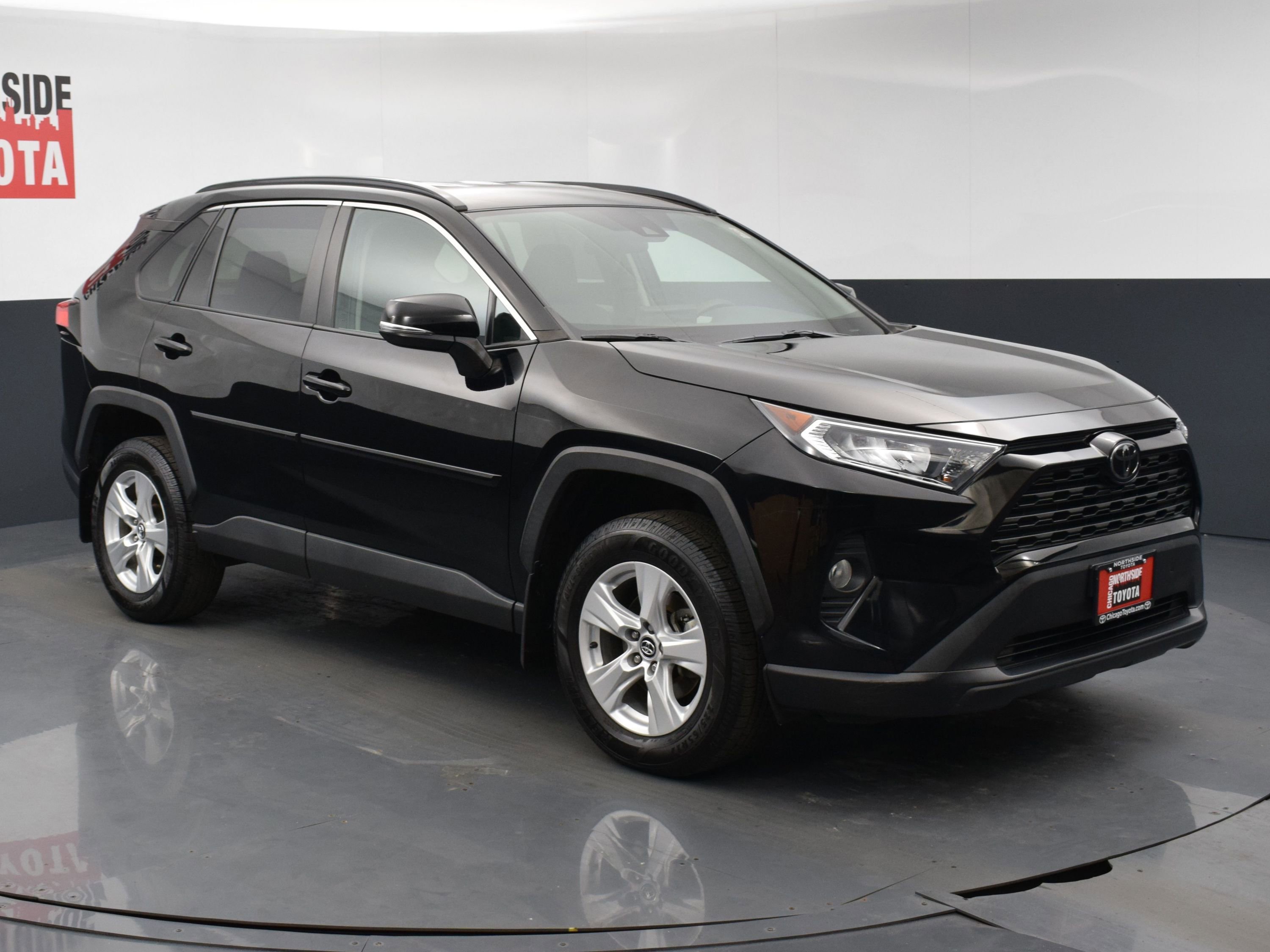 Used 2020 Toyota RAV4 XLE w/ All Weather Liner Package image 6