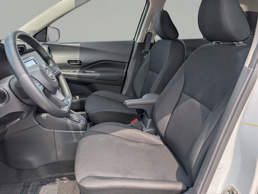 New 2025 Nissan Kicks Play S image 12