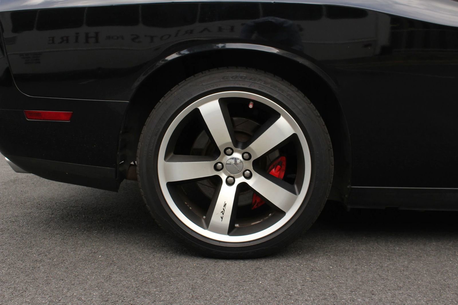 Used 2012 Dodge Challenger SRT8 w/ Premium Sound Group RWD image 5