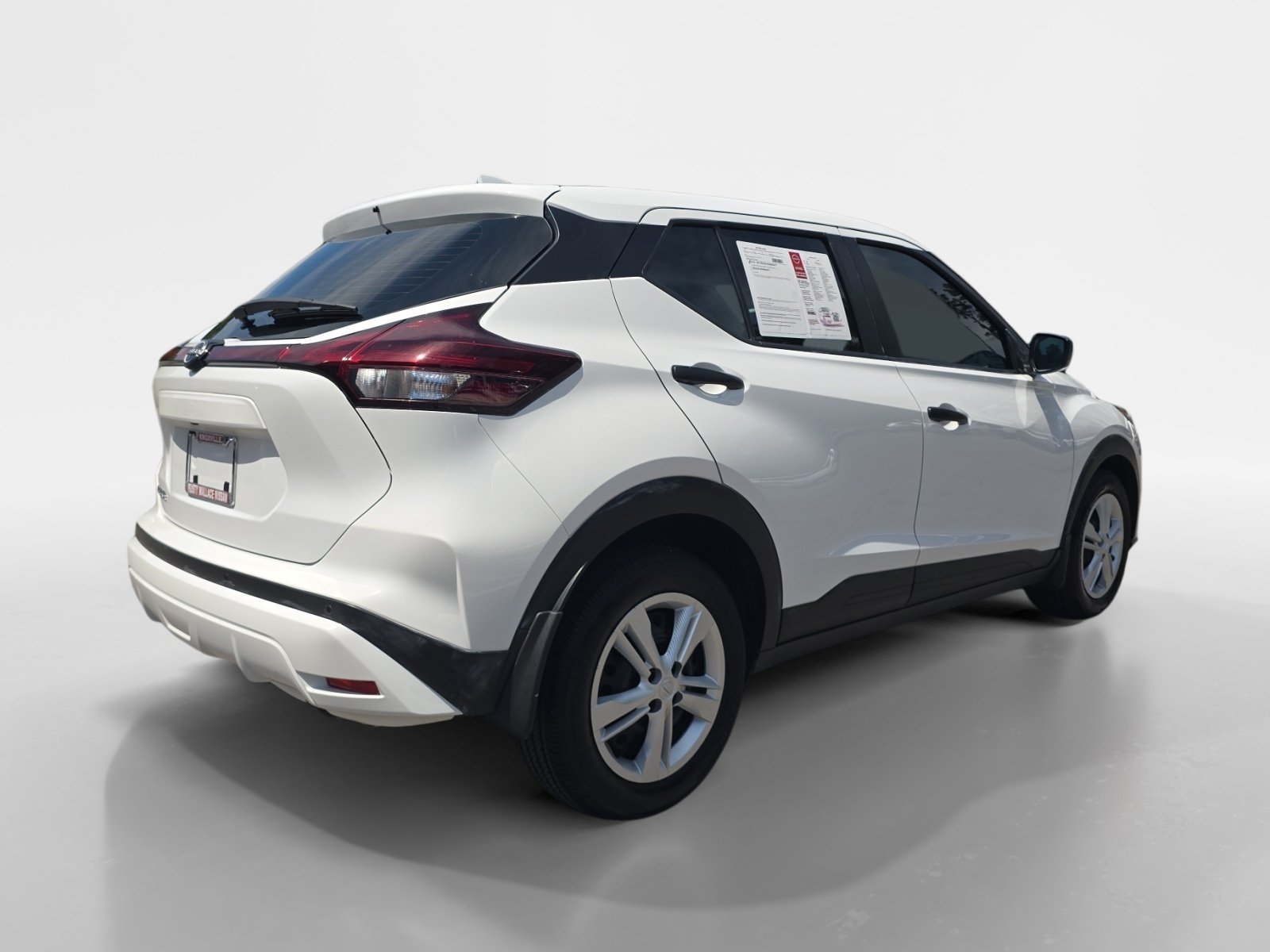 Certified 2025 Nissan Kicks Play S FWD image 6
