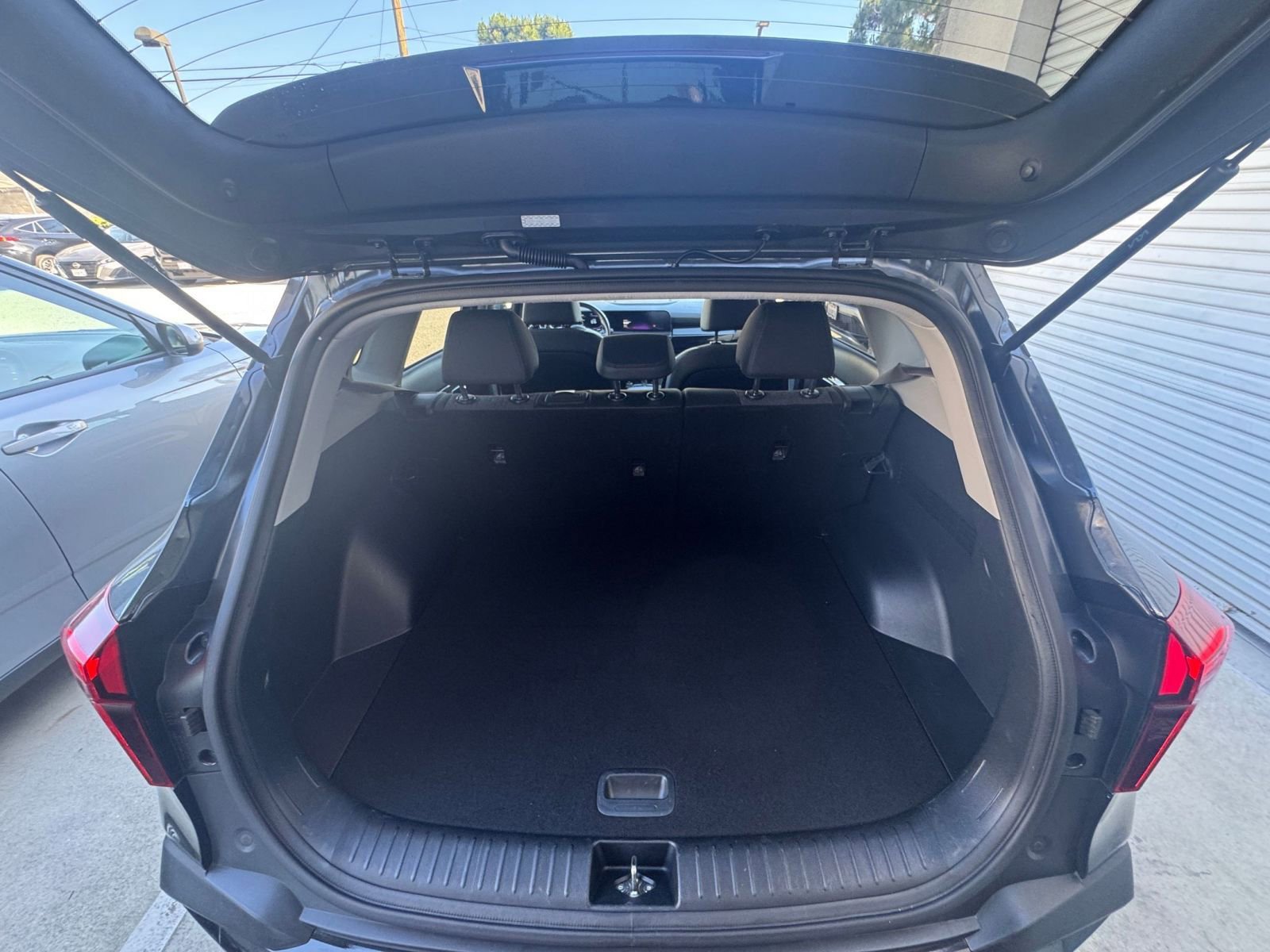 Used 2025 Kia Seltos S image 32