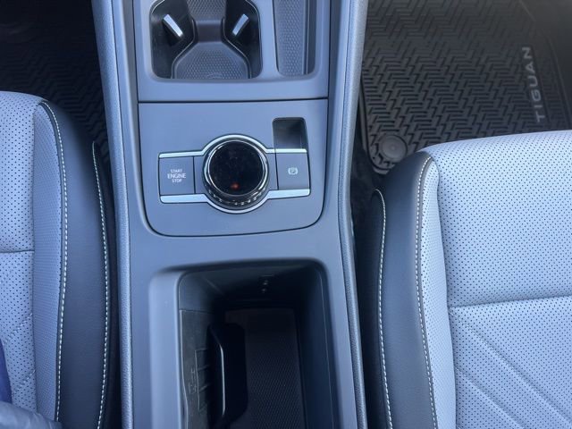 New 2026 Volkswagen Tiguan SE R-Line image 14