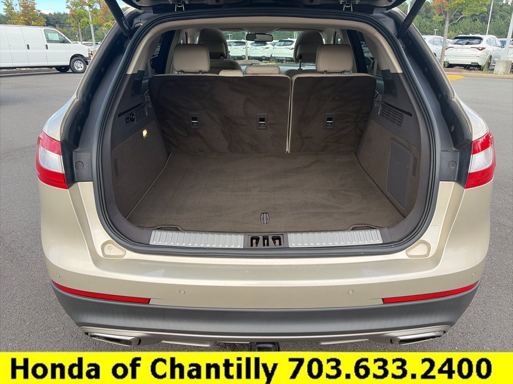 Used 2017 Lincoln MKX Select w/ Select Plus Package AWD/4WD image 24