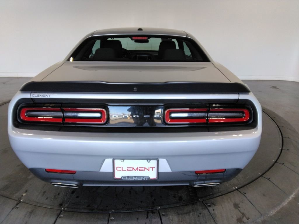 Used 2023 Dodge Challenger SXT image 7