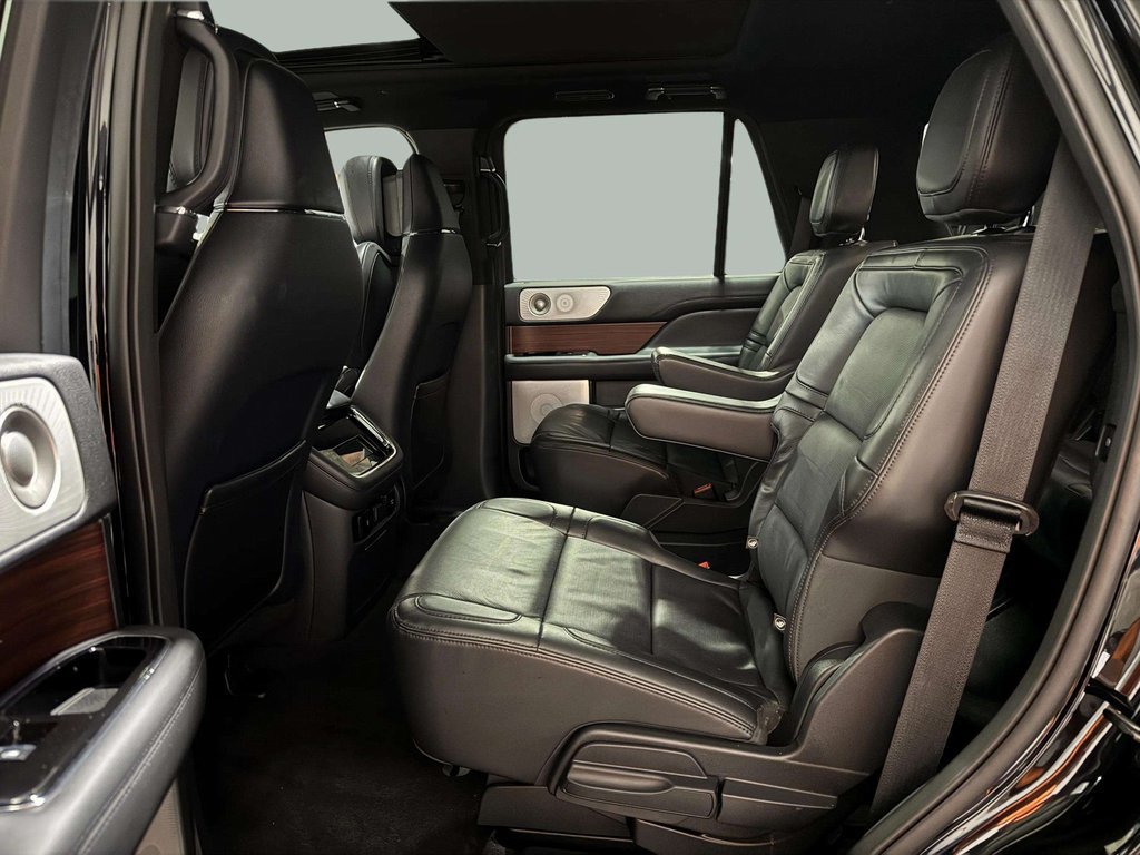 Certified 2023 Lincoln Navigator Reserve AWD/4WD image 25