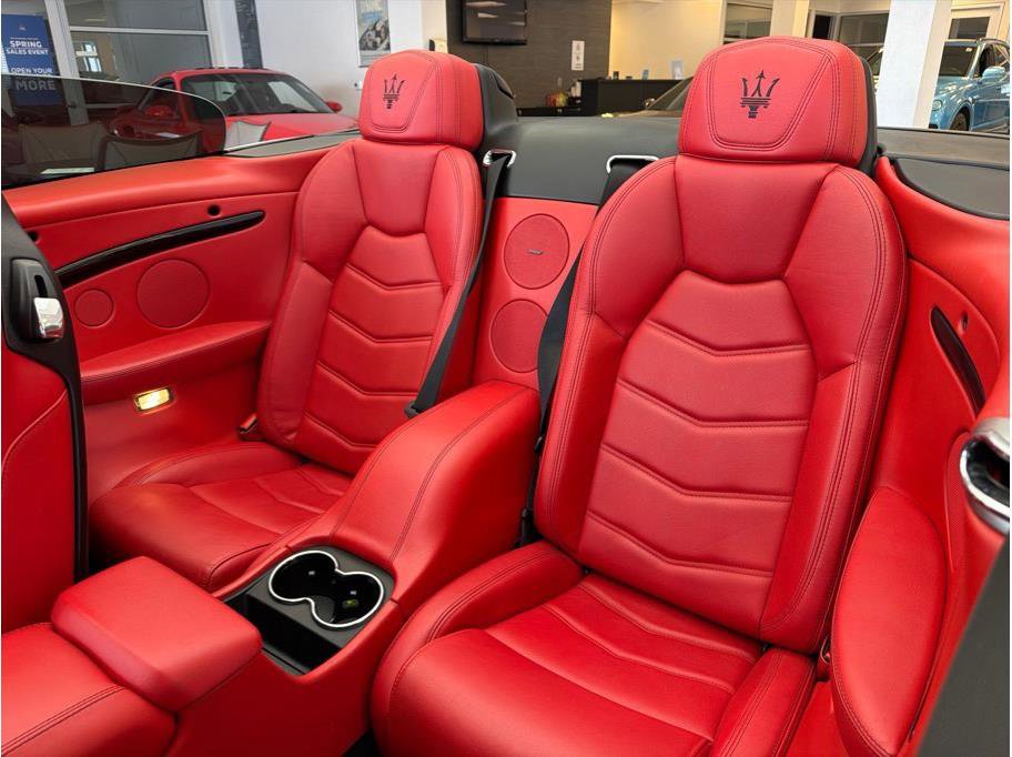 Used 2016 Maserati GranTurismo Sport image 27