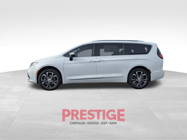 New 2026 Chrysler Pacifica Pinnacle w/ Trailer Tow Group image 9