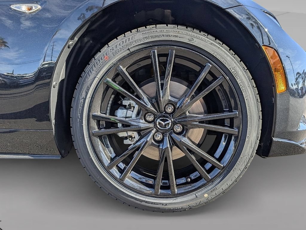 New 2026 MAZDA MX-5 Miata Club w/ Interior Package RWD image 17