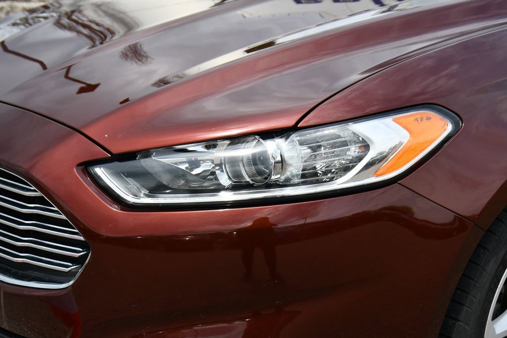 Used 2016 Ford Fusion SE w/ Equipment Group 202A FWD image 35