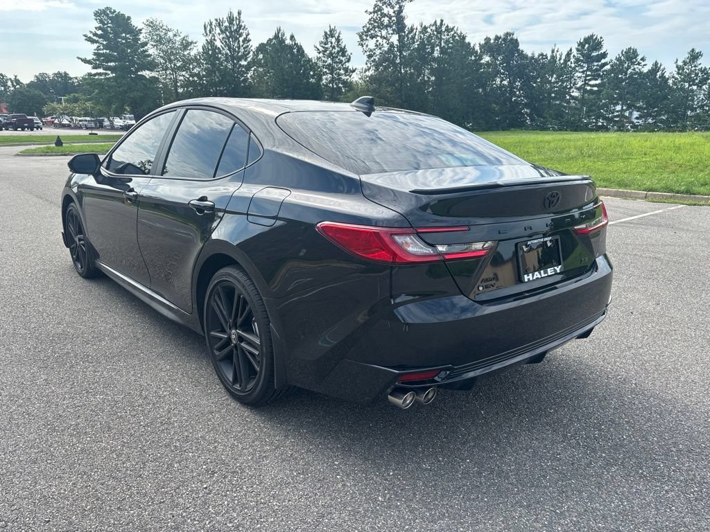 Used 2026 Toyota Camry Hybrid w/ Multimedia Upgrade Package AWD/4WD image 5